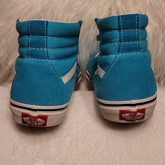 Vans - Picture 4 of 5